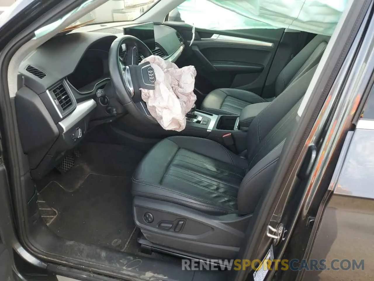 7 Photograph of a damaged car WA1EAAFYXN2085439 AUDI Q5 2022