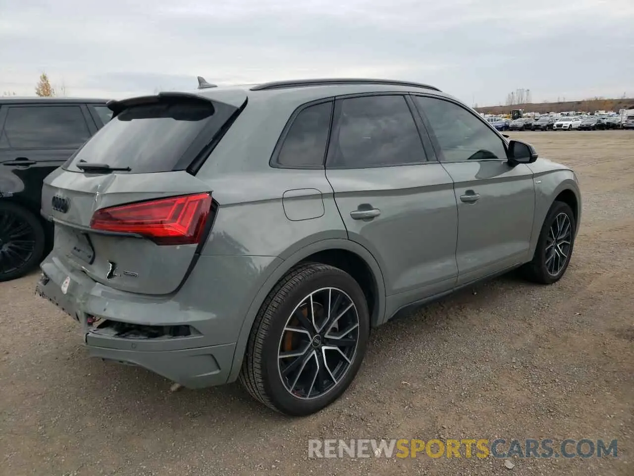 3 Photograph of a damaged car WA1EABFY9N2095109 AUDI Q5 2022