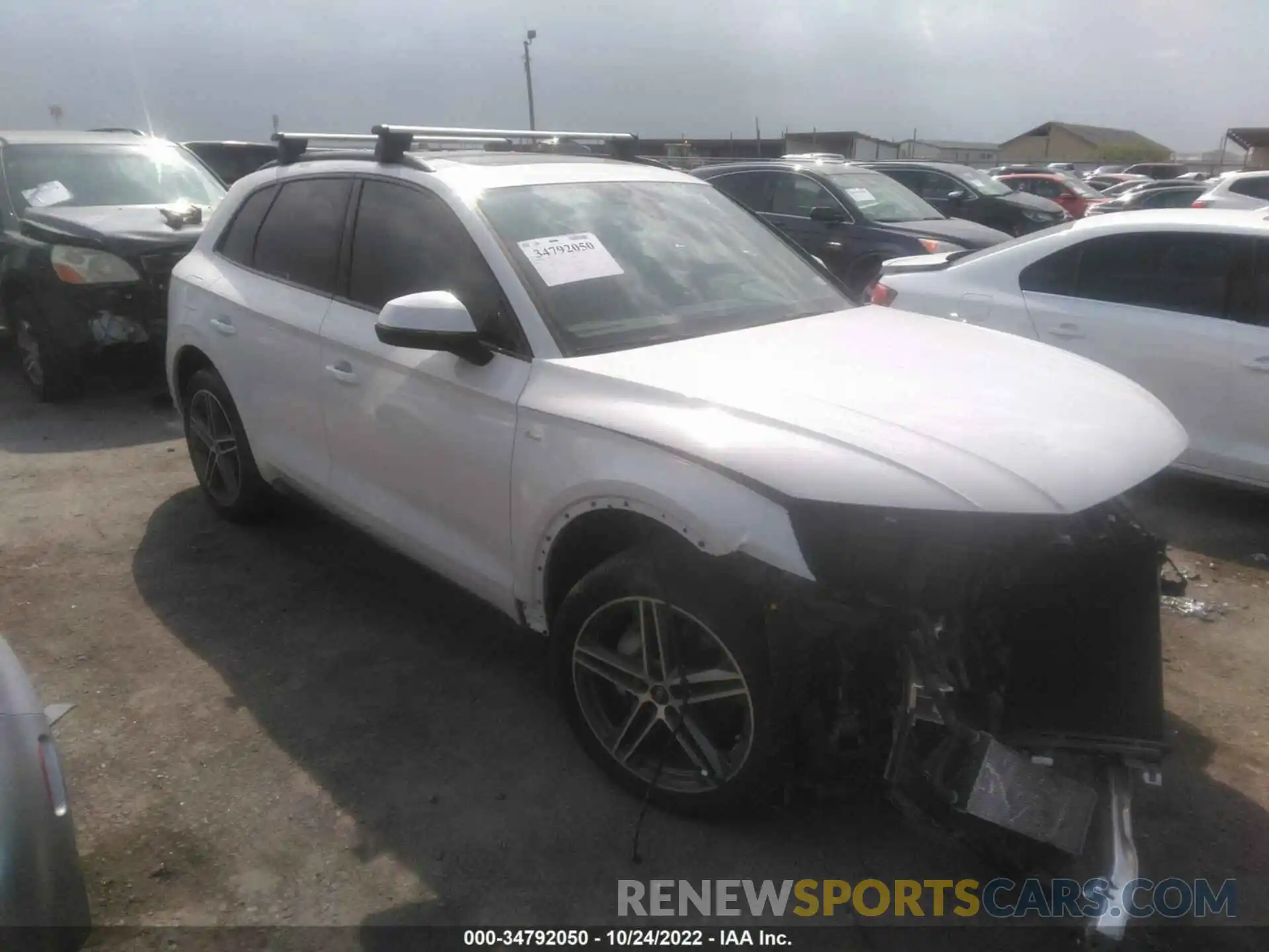 1 Photograph of a damaged car WA1F2AFY0N2077481 AUDI Q5 2022