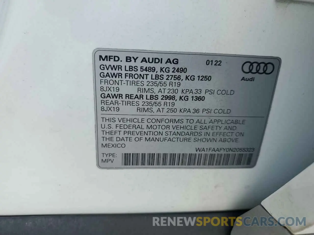 13 Photograph of a damaged car WA1FAAFY0N2055323 AUDI Q5 2022