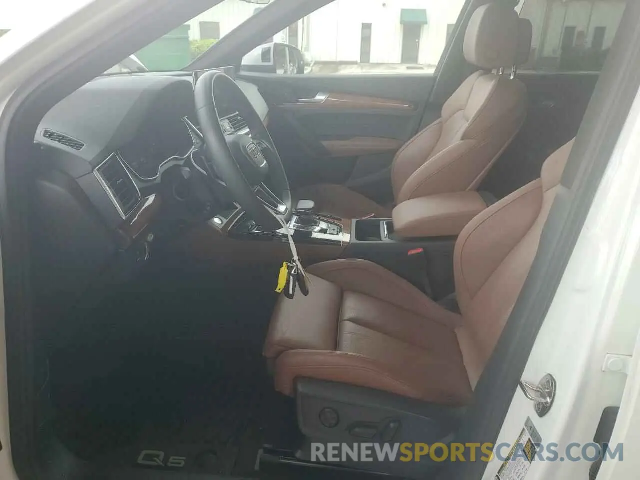 7 Photograph of a damaged car WA1FAAFY1N2045058 AUDI Q5 2022
