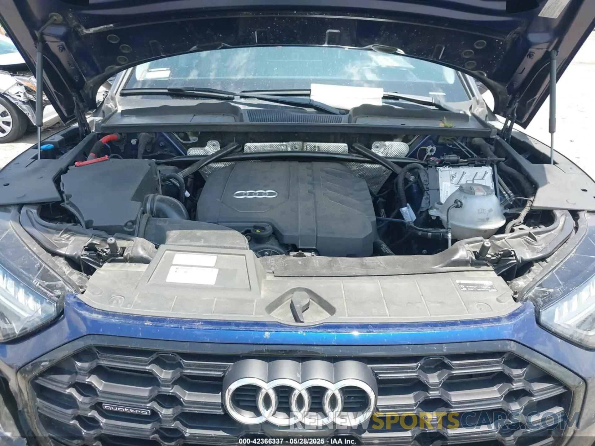 10 Photograph of a damaged car WA1FAAFY3N2006634 AUDI Q5 2022