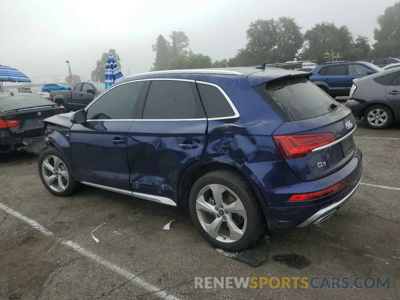 2 Photograph of a damaged car WA1FAAFY9N2047673 AUDI Q5 2022