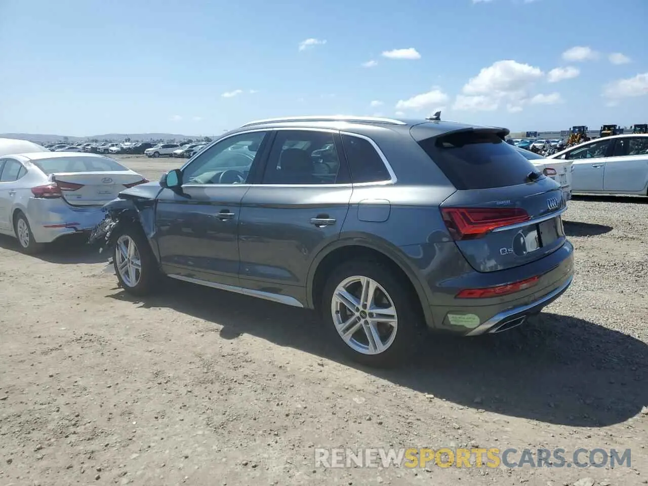 2 Photograph of a damaged car WA1G2AFY2N2098529 AUDI Q5 2022