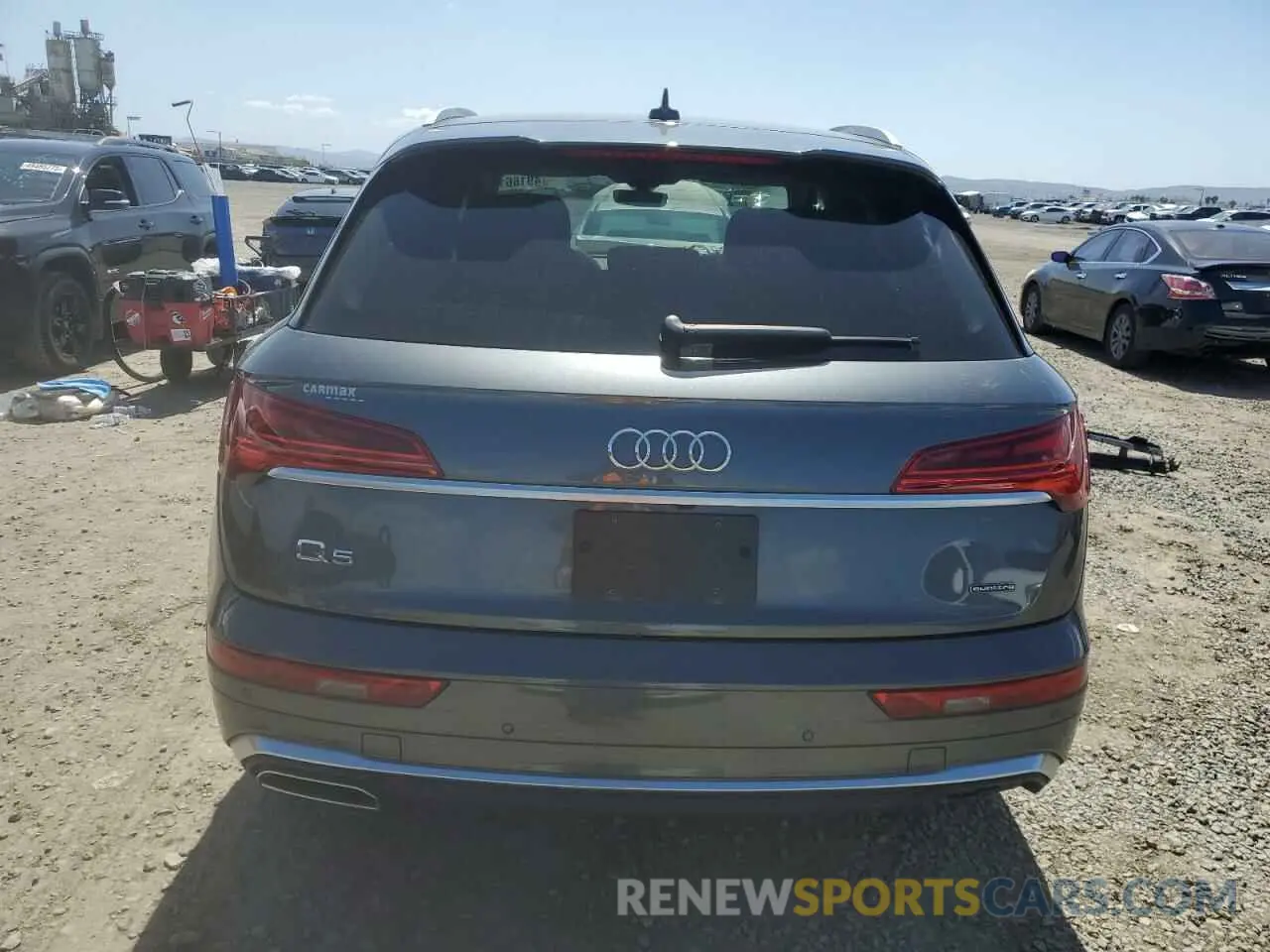 6 Photograph of a damaged car WA1G2AFY2N2098529 AUDI Q5 2022