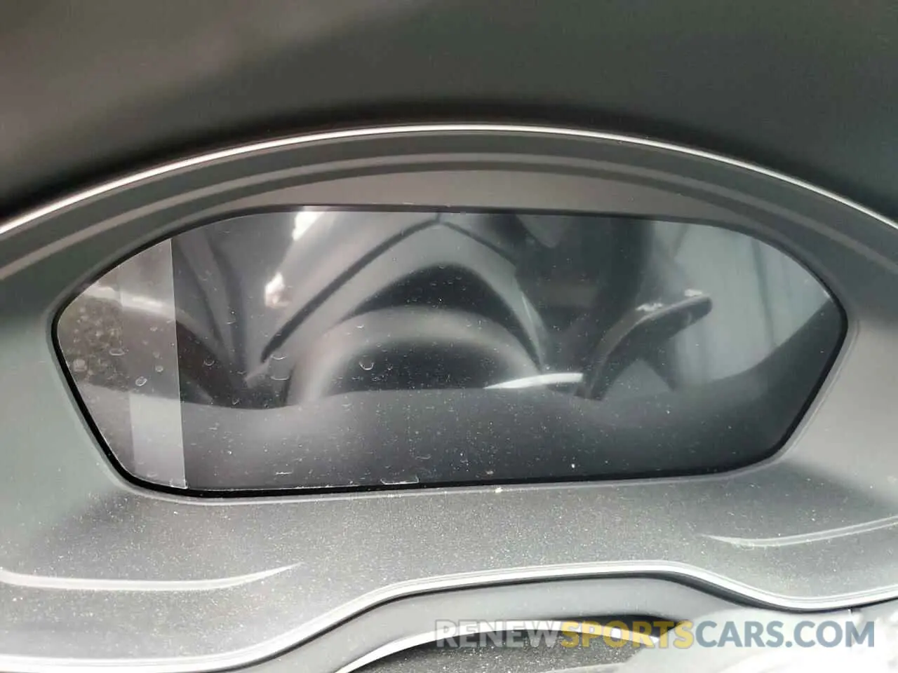 9 Photograph of a damaged car WA1G2AFY2N2098529 AUDI Q5 2022
