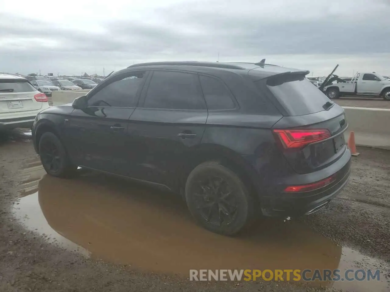 2 Photograph of a damaged car WA1GAAFY0N2070523 AUDI Q5 2022