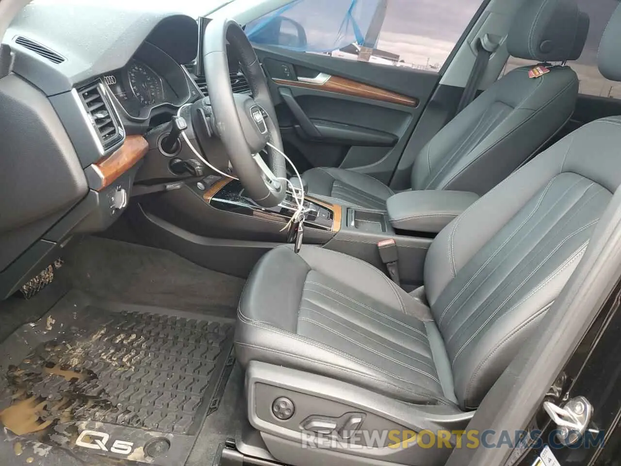 7 Photograph of a damaged car WA1GAAFY0N2070523 AUDI Q5 2022