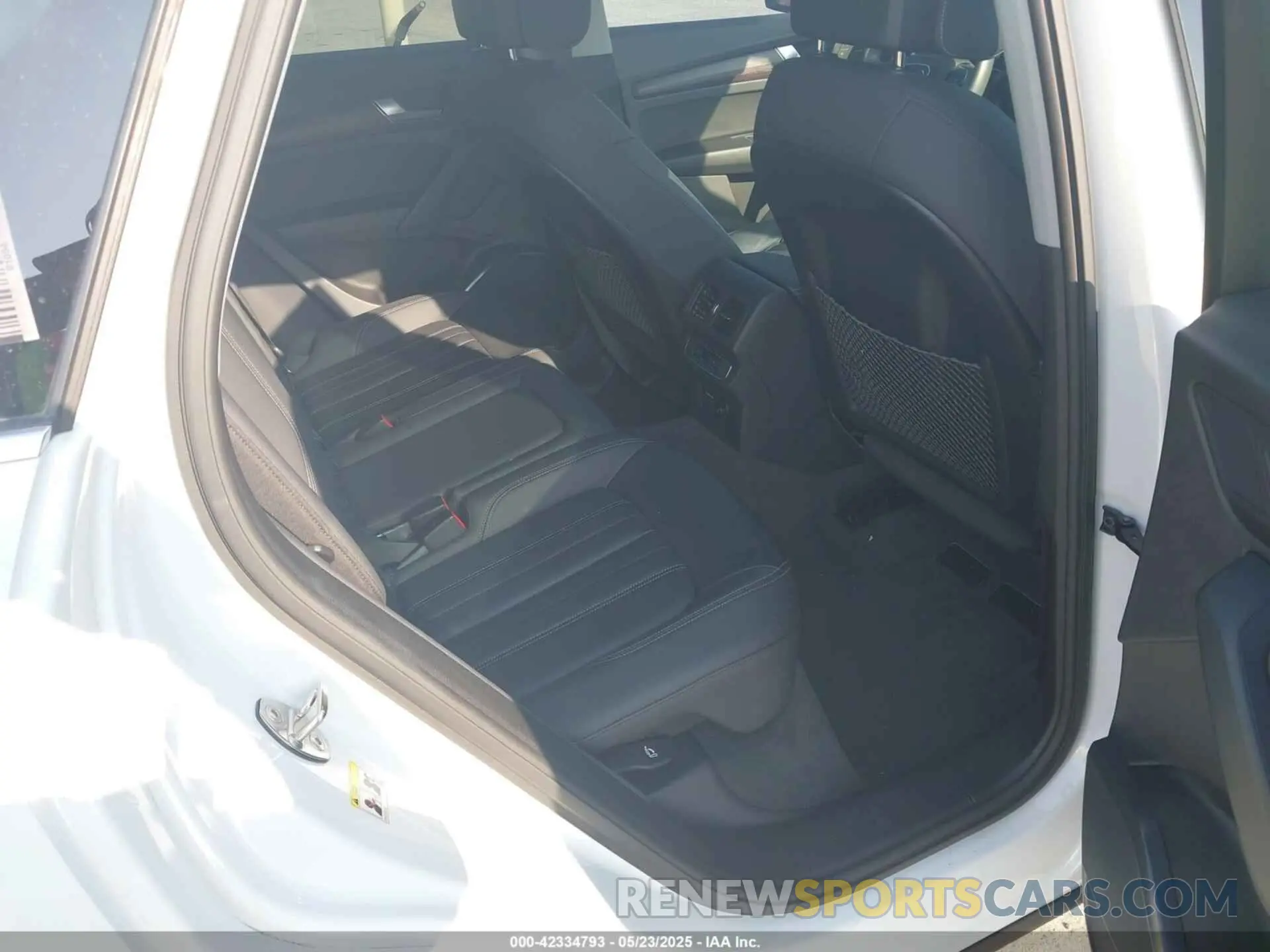 8 Photograph of a damaged car WA1GAAFY1N2021248 AUDI Q5 2022
