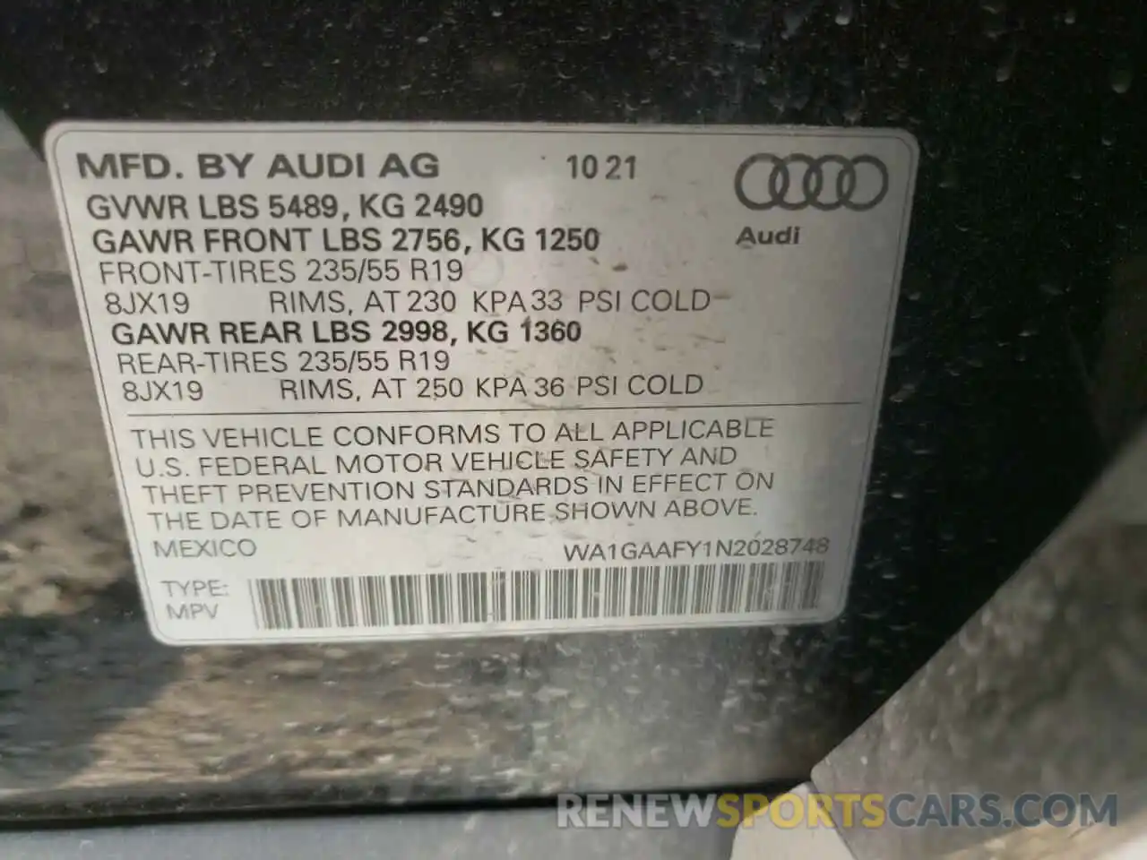 10 Photograph of a damaged car WA1GAAFY1N2028748 AUDI Q5 2022