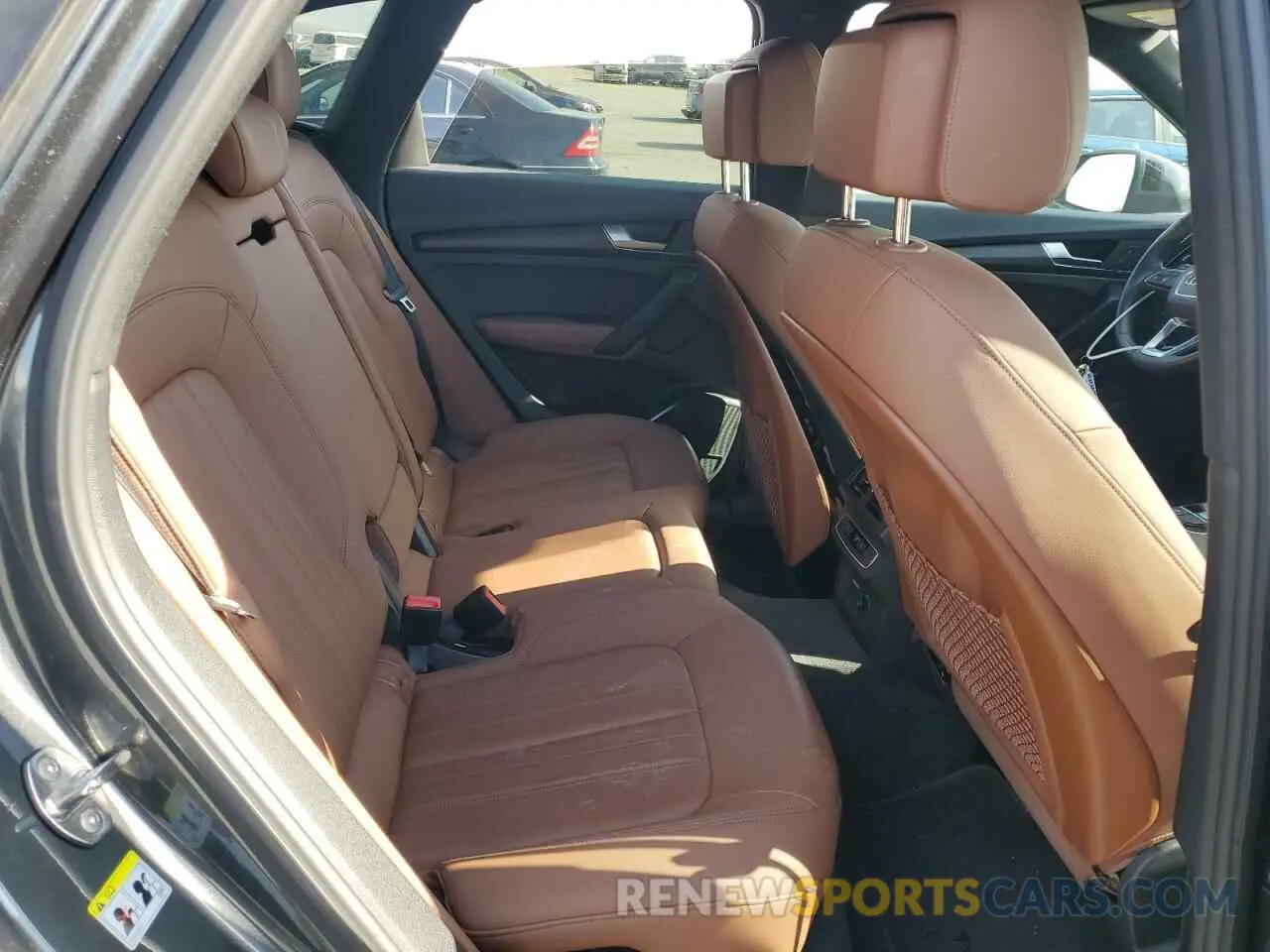 10 Photograph of a damaged car WA1GAAFY1N2059546 AUDI Q5 2022