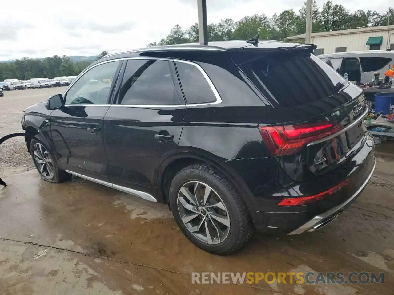 2 Photograph of a damaged car WA1GAAFY1N2106221 AUDI Q5 2022