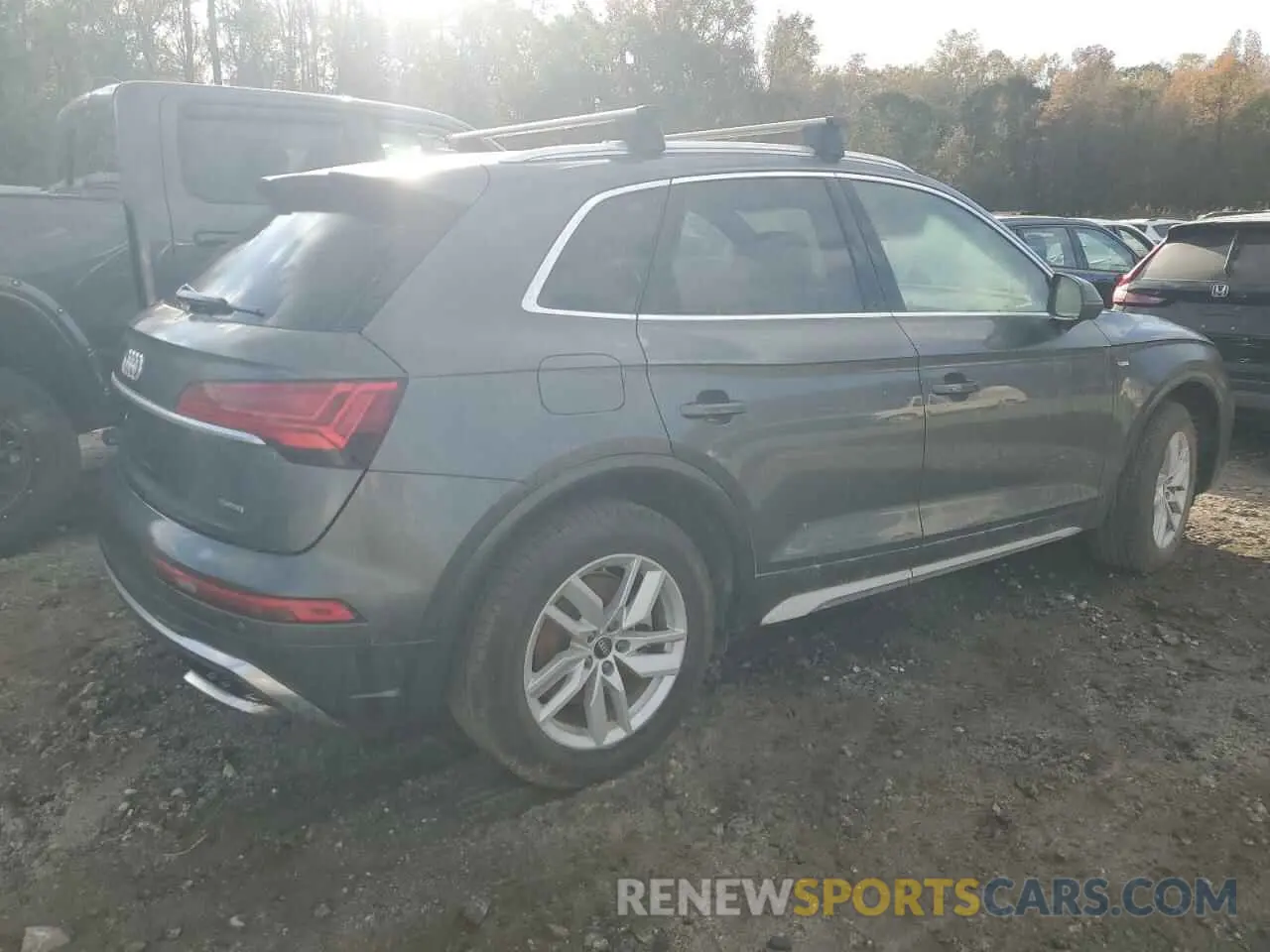 3 Photograph of a damaged car WA1GAAFY2N2005589 AUDI Q5 2022