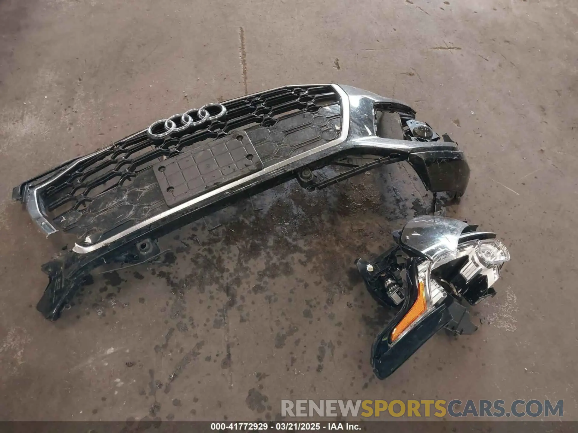 11 Photograph of a damaged car WA1GAAFY2N2049219 AUDI Q5 2022