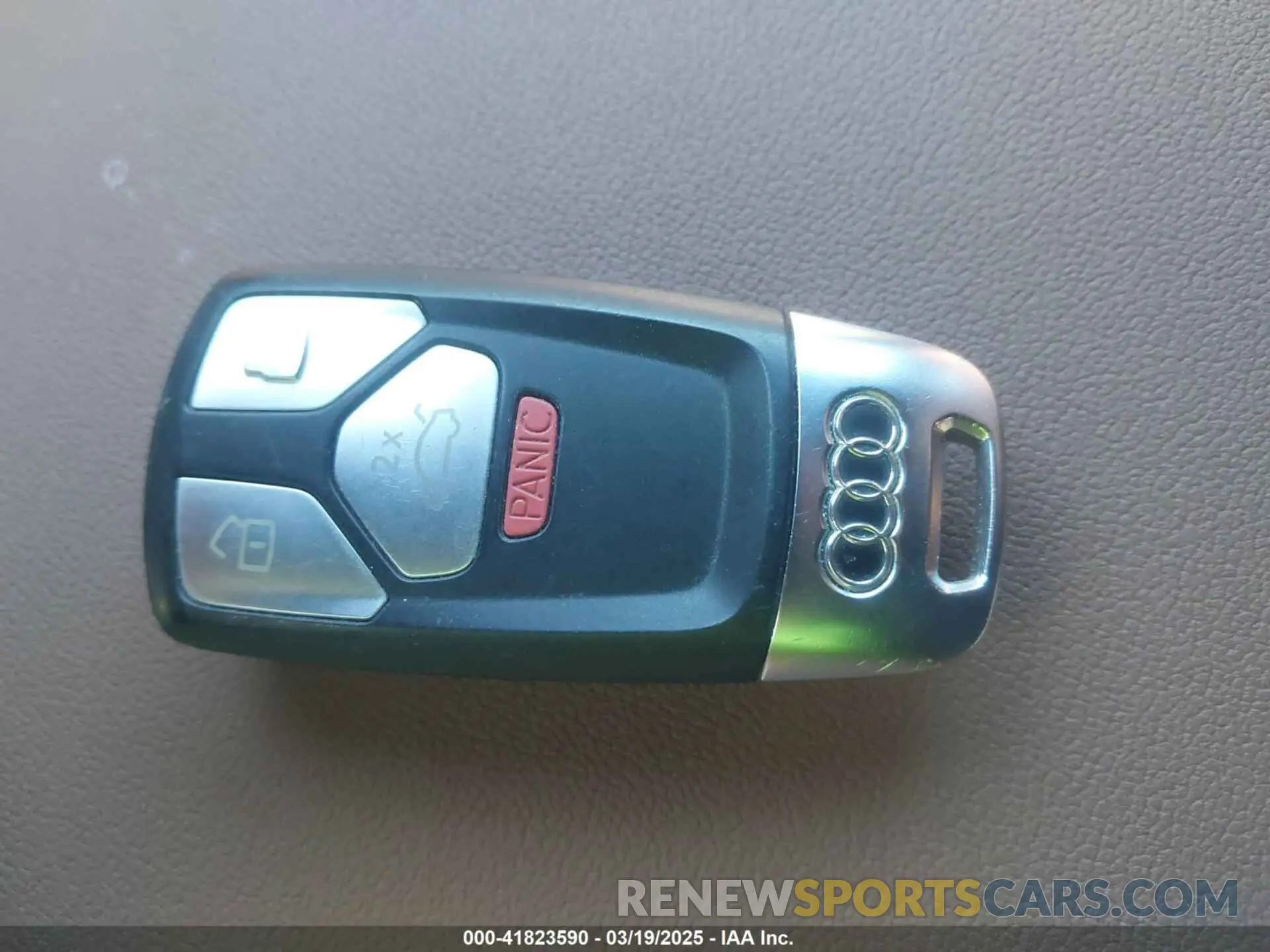 11 Photograph of a damaged car WA1GAAFY2N2061600 AUDI Q5 2022