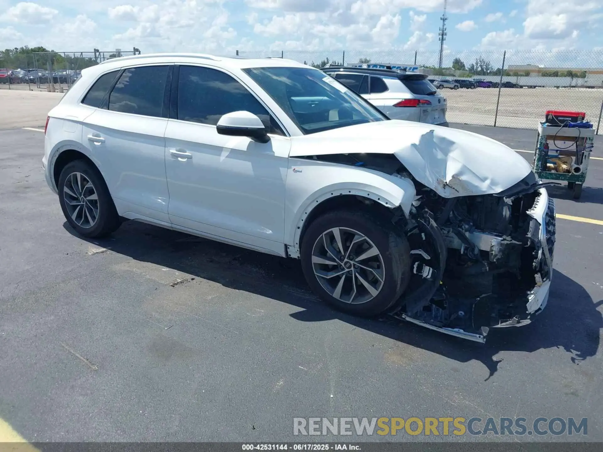 1 Photograph of a damaged car WA1GAAFY2N2087968 AUDI Q5 2022