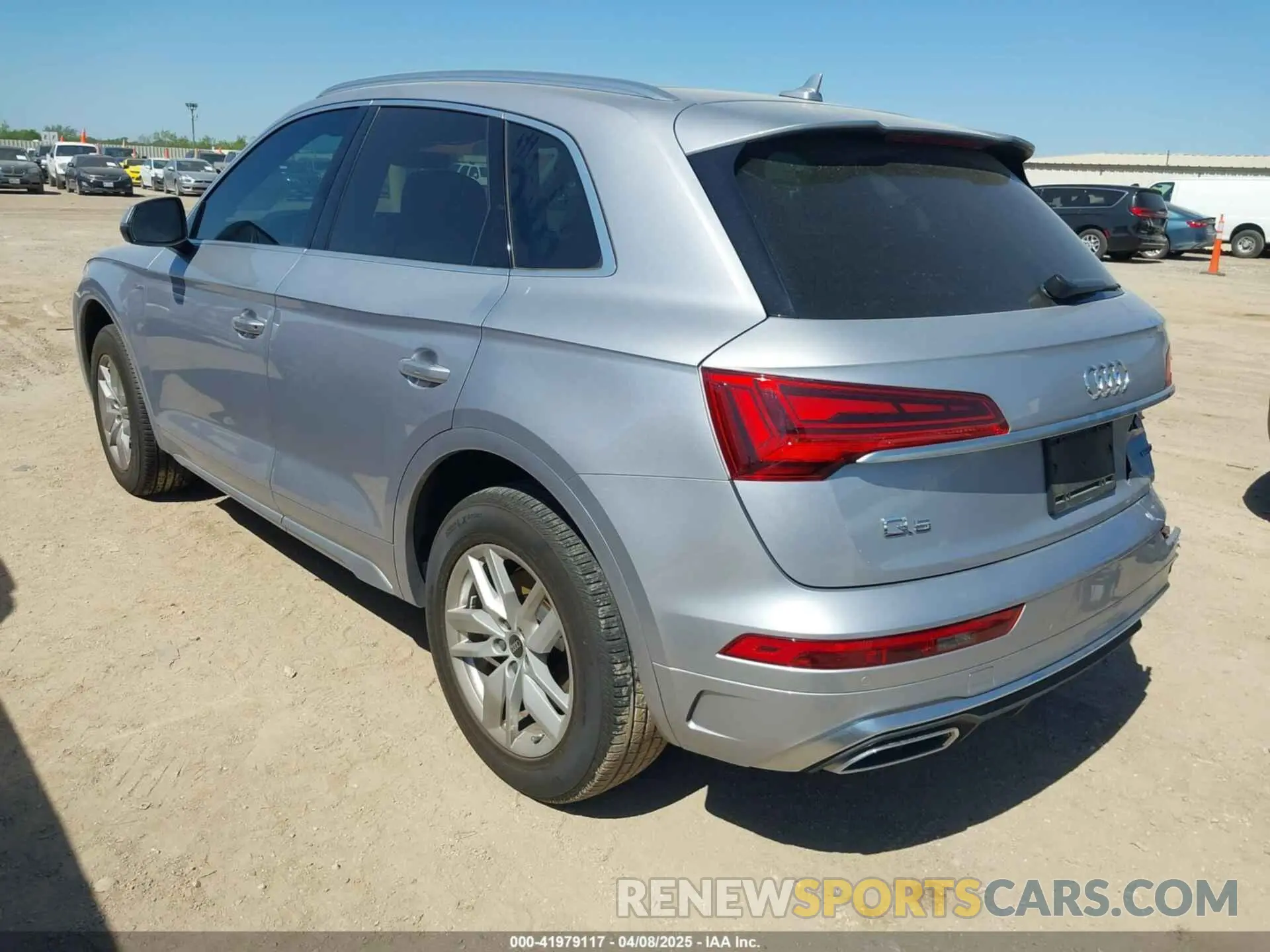 3 Photograph of a damaged car WA1GAAFY2N2119625 AUDI Q5 2022