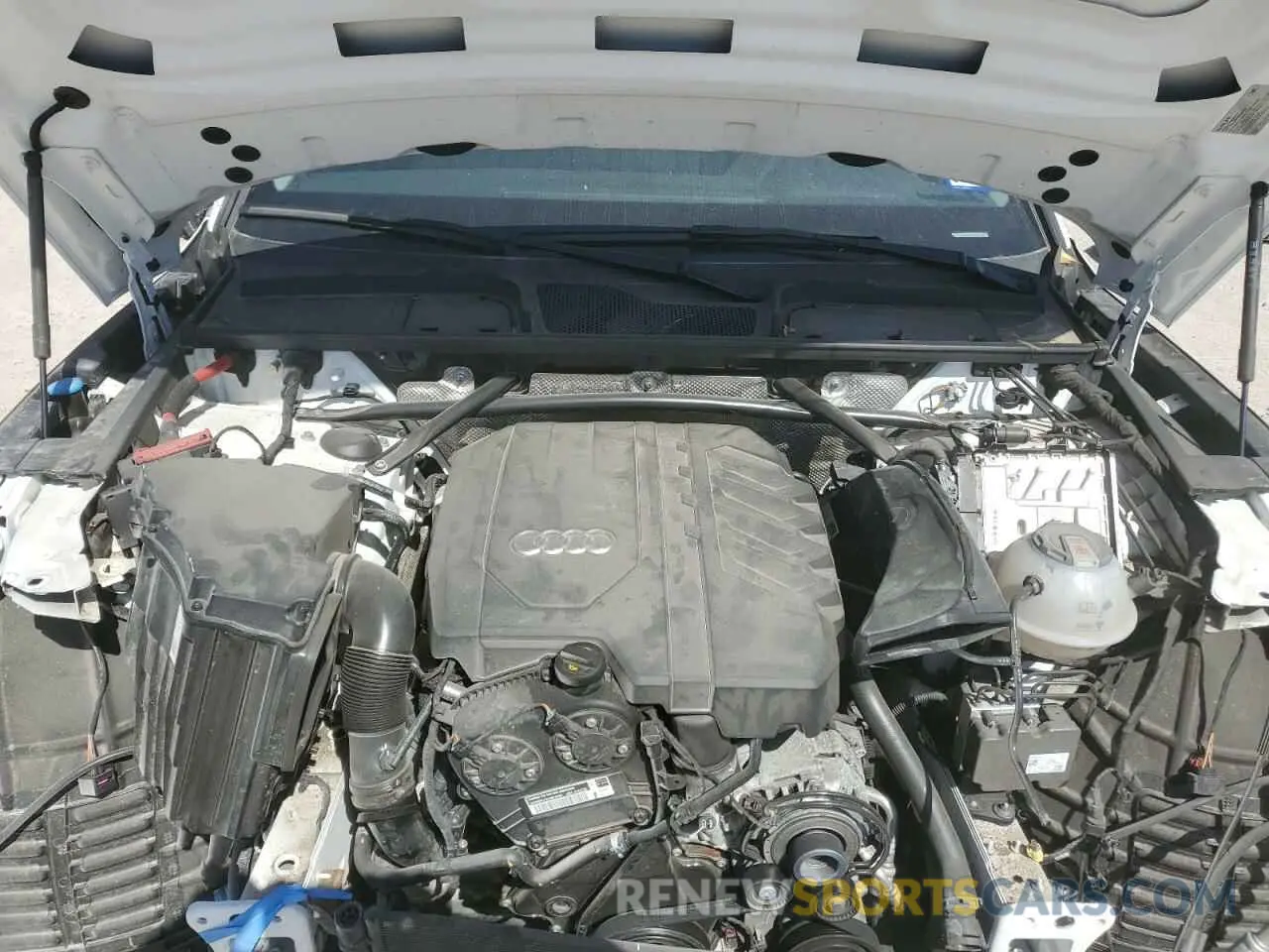 12 Photograph of a damaged car WA1GAAFY3N2047799 AUDI Q5 2022