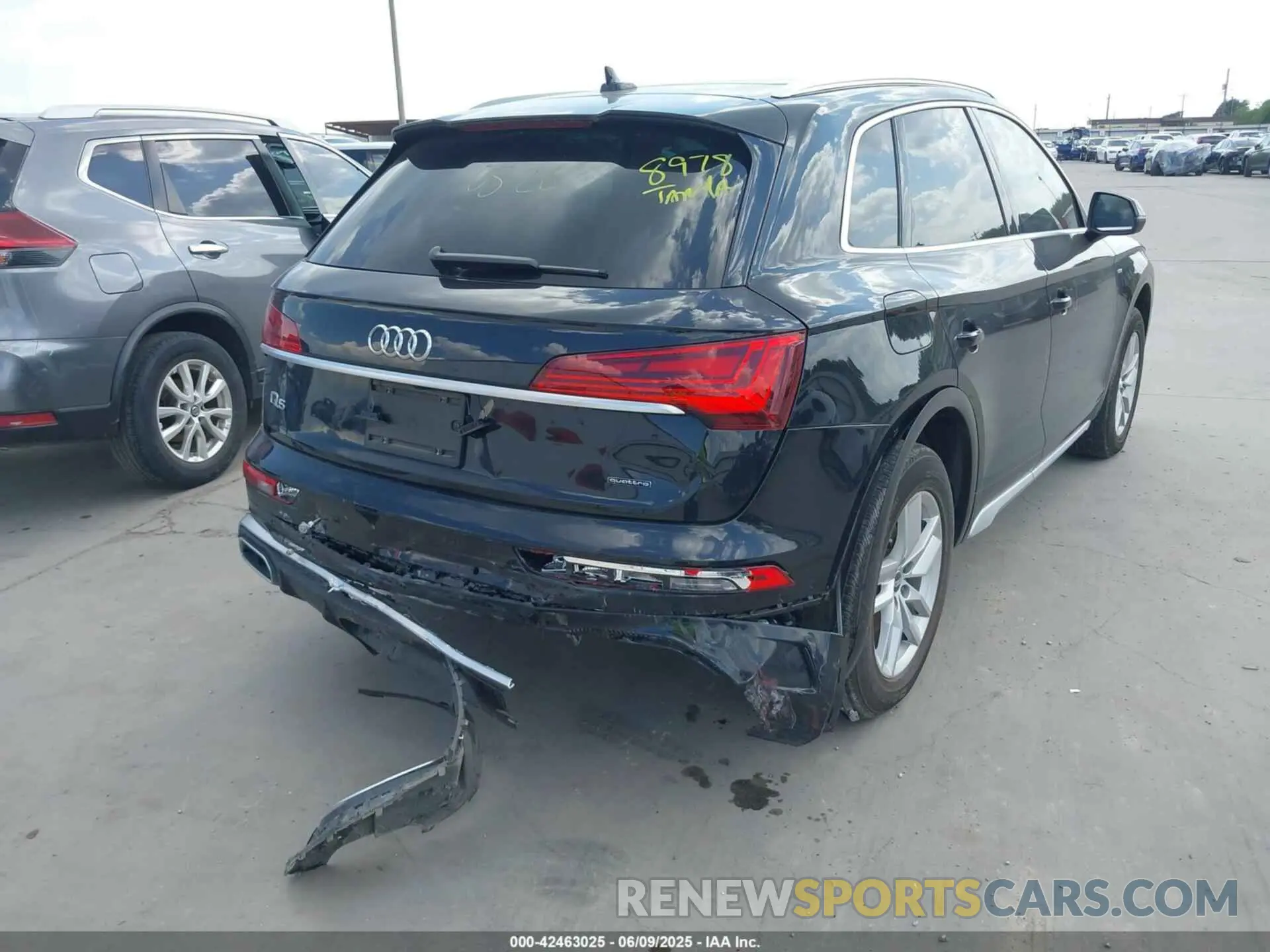 6 Photograph of a damaged car WA1GAAFY4N2004055 AUDI Q5 2022