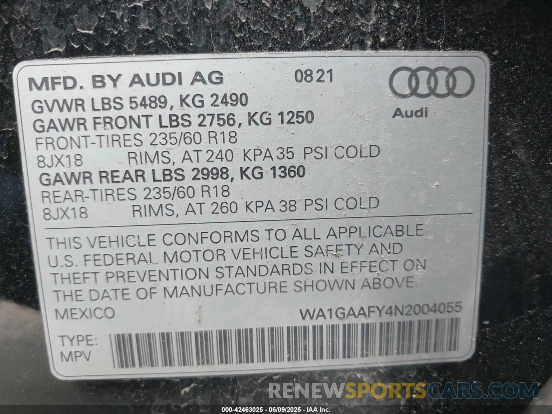 9 Photograph of a damaged car WA1GAAFY4N2004055 AUDI Q5 2022