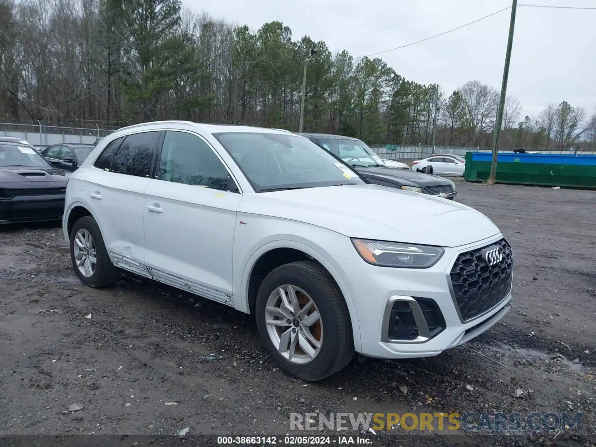 1 Photograph of a damaged car WA1GAAFY5N2056259 AUDI Q5 2022