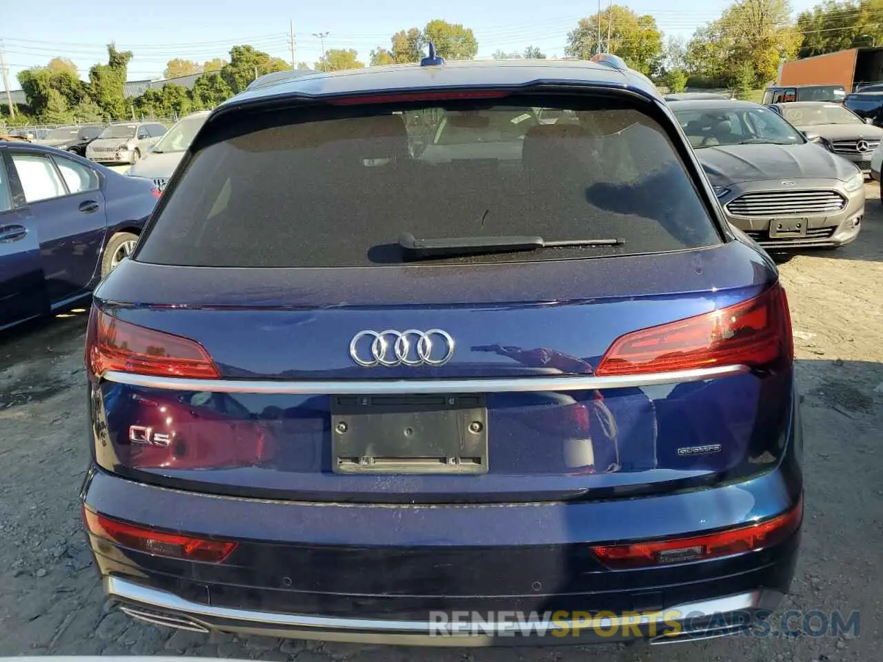 6 Photograph of a damaged car WA1GAAFY5N2100437 AUDI Q5 2022