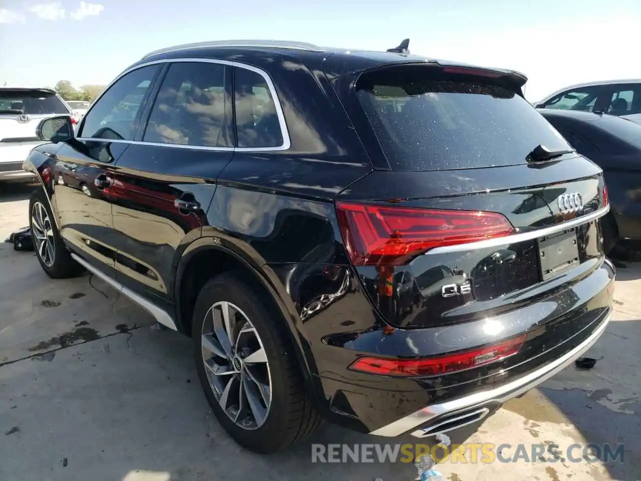 3 Photograph of a damaged car WA1GAAFY6N2050034 AUDI Q5 2022