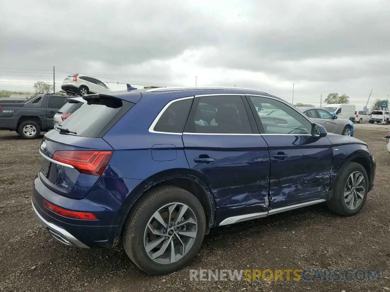 3 Photograph of a damaged car WA1GAAFY6N2100897 AUDI Q5 2022