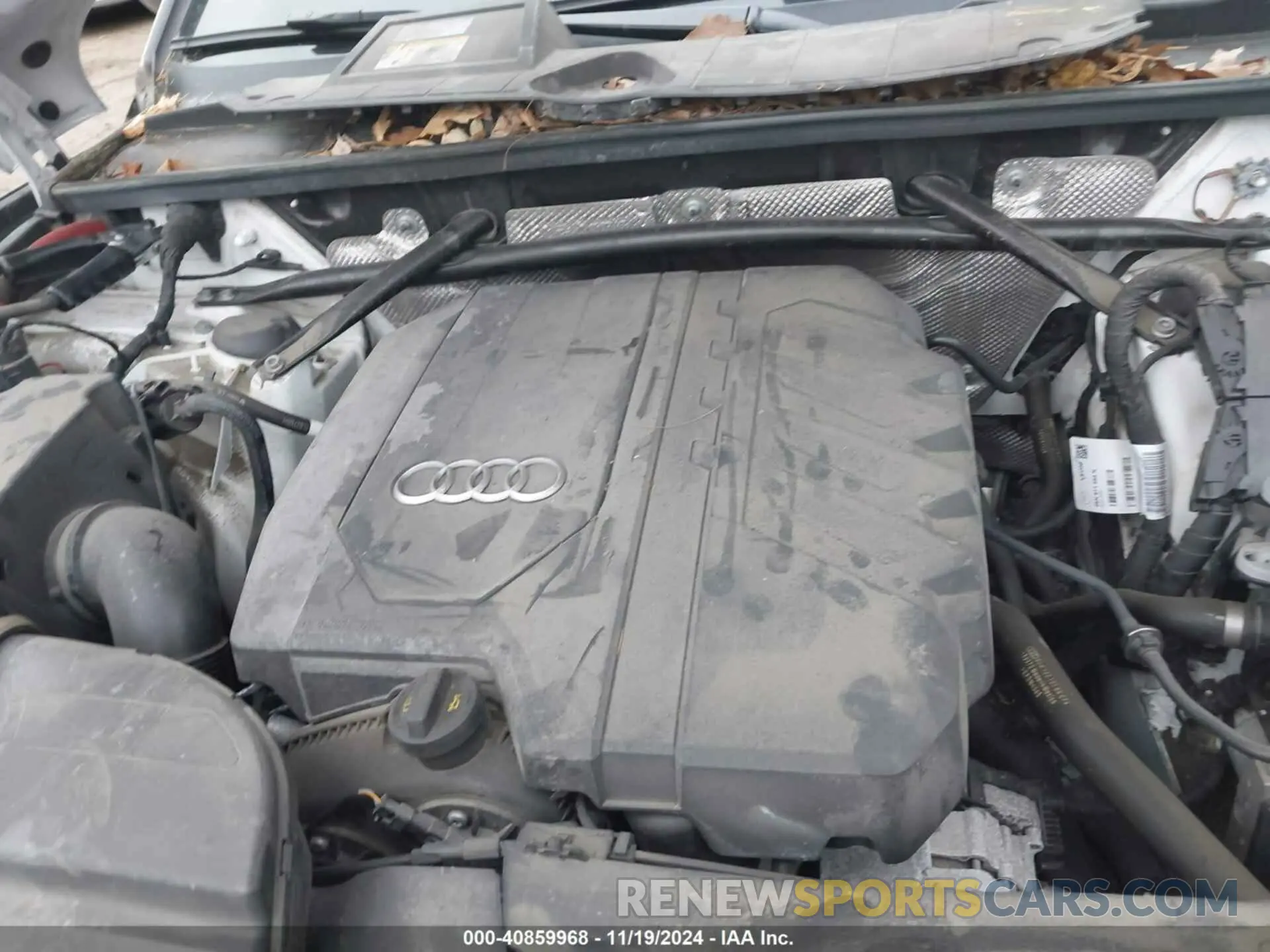 10 Photograph of a damaged car WA1GAAFY6N2119787 AUDI Q5 2022