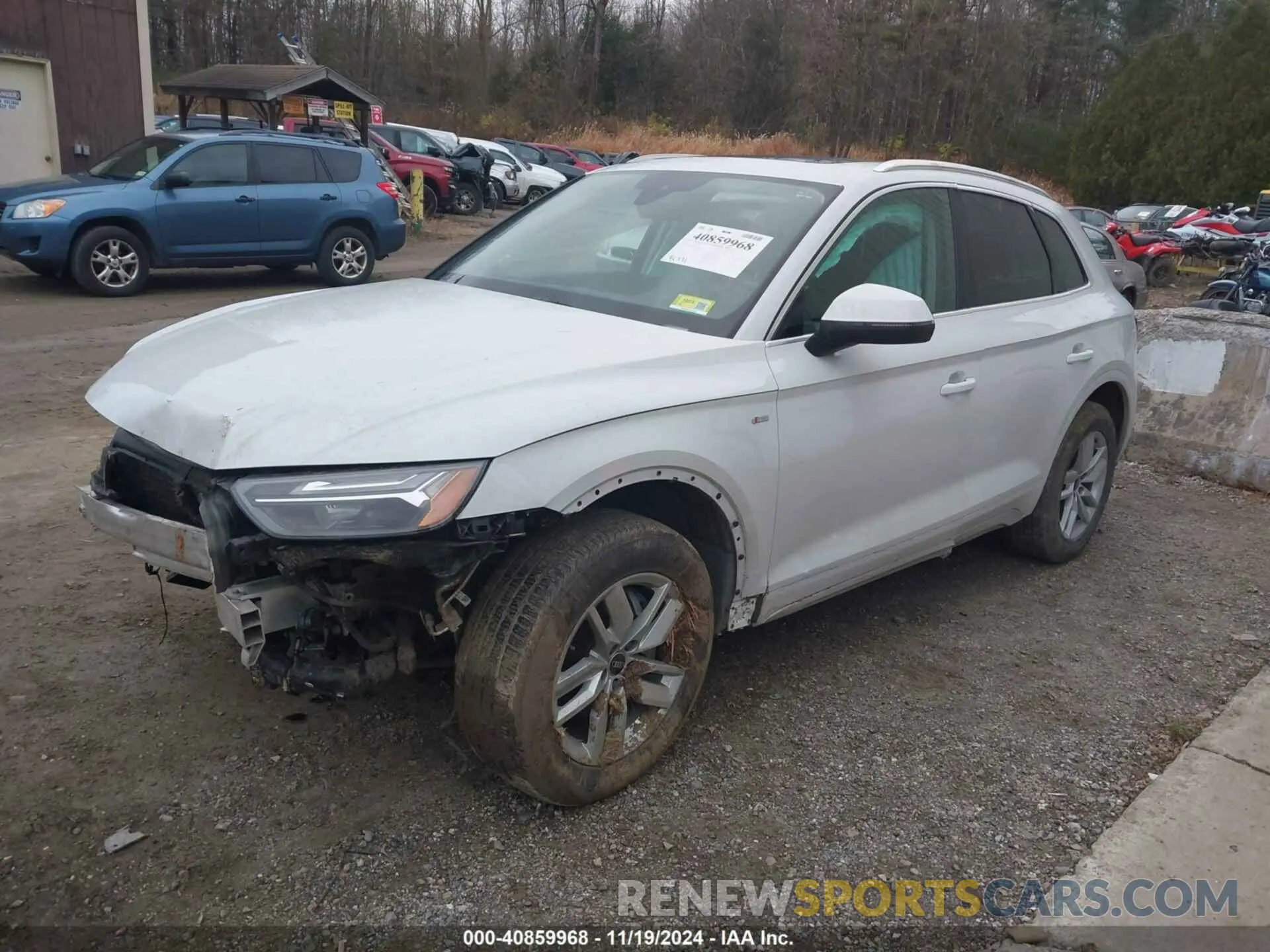 2 Photograph of a damaged car WA1GAAFY6N2119787 AUDI Q5 2022