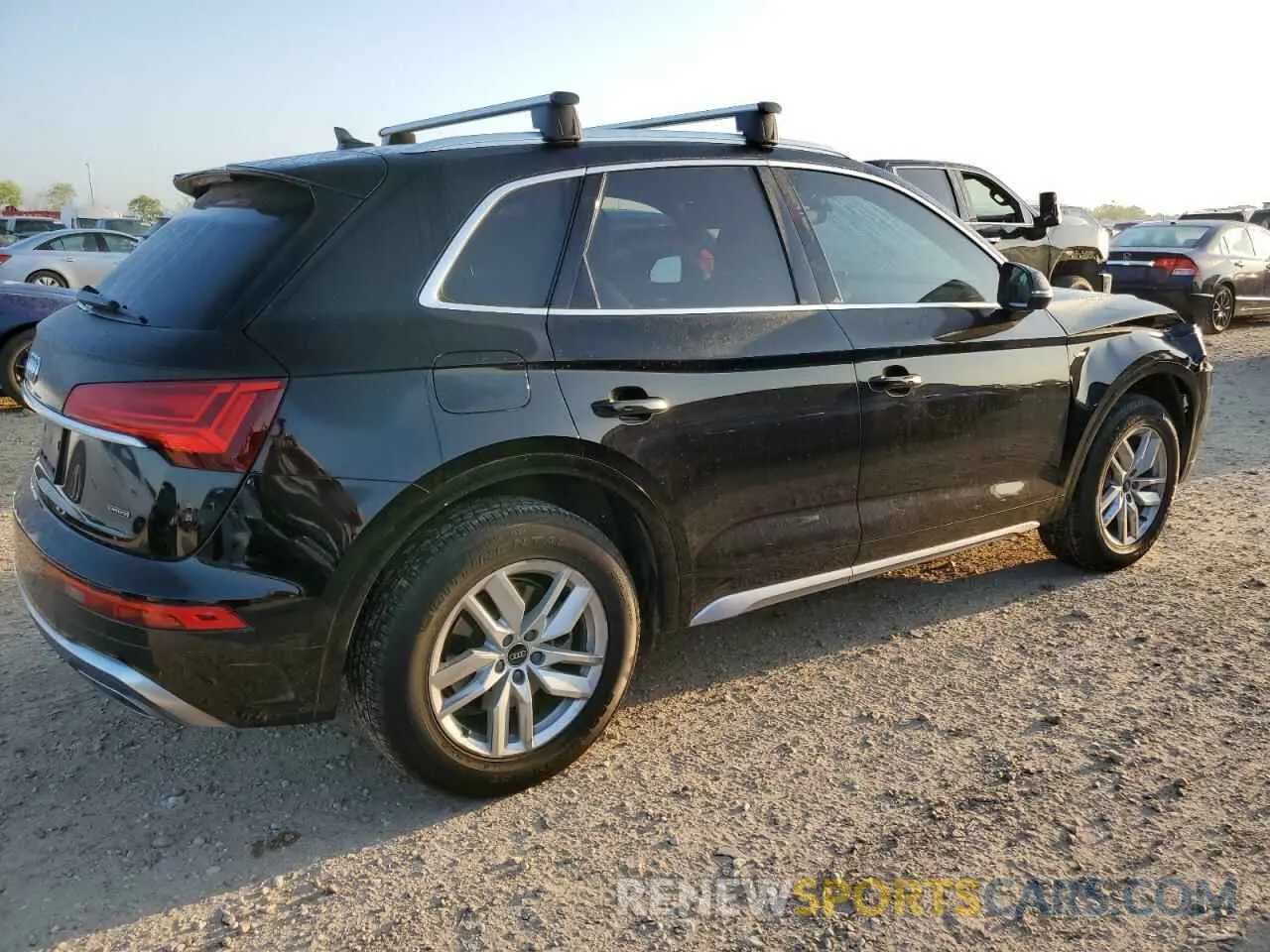 3 Photograph of a damaged car WA1GAAFY7N2001182 AUDI Q5 2022