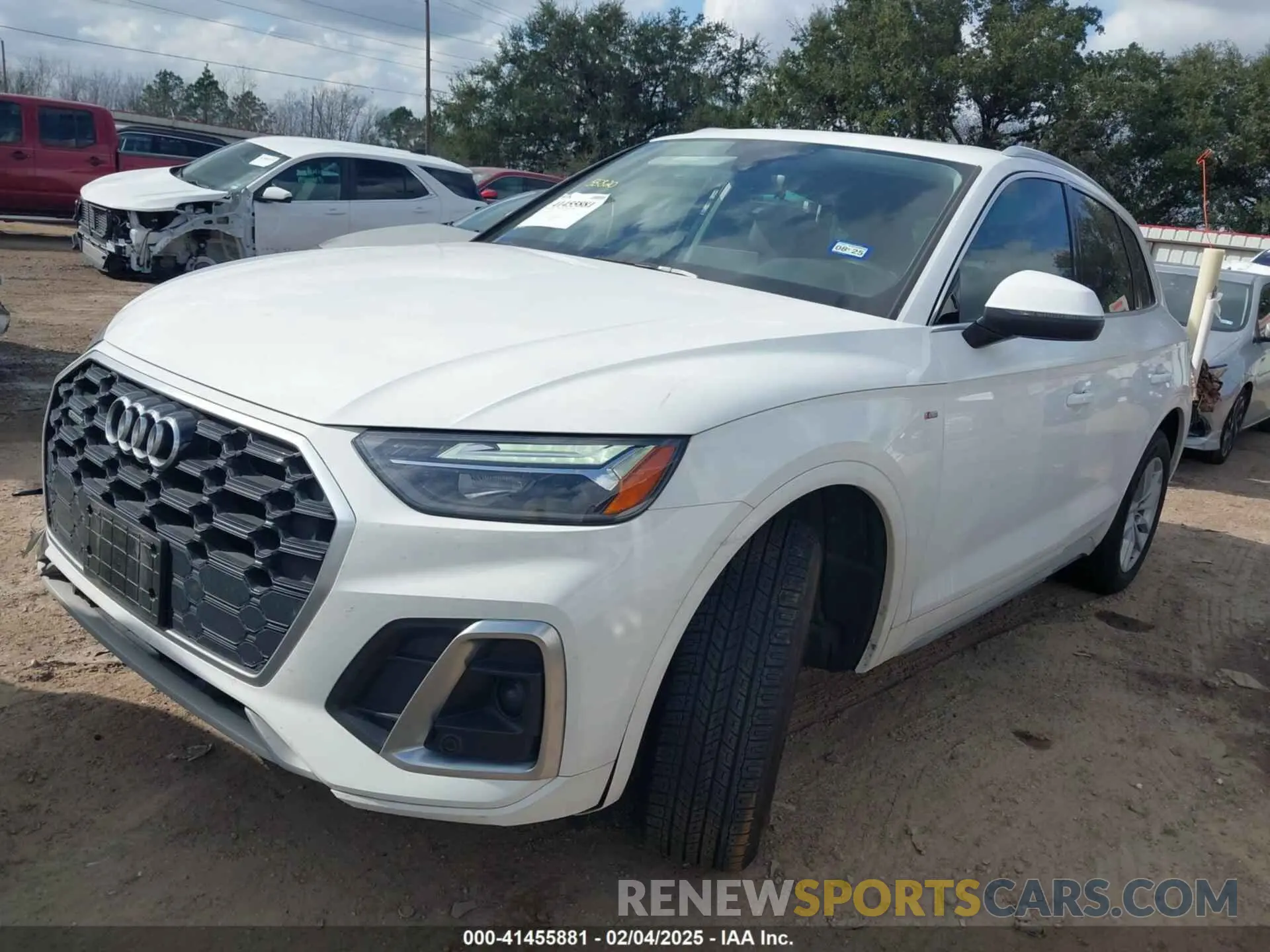 2 Photograph of a damaged car WA1GAAFY8N2017164 AUDI Q5 2022