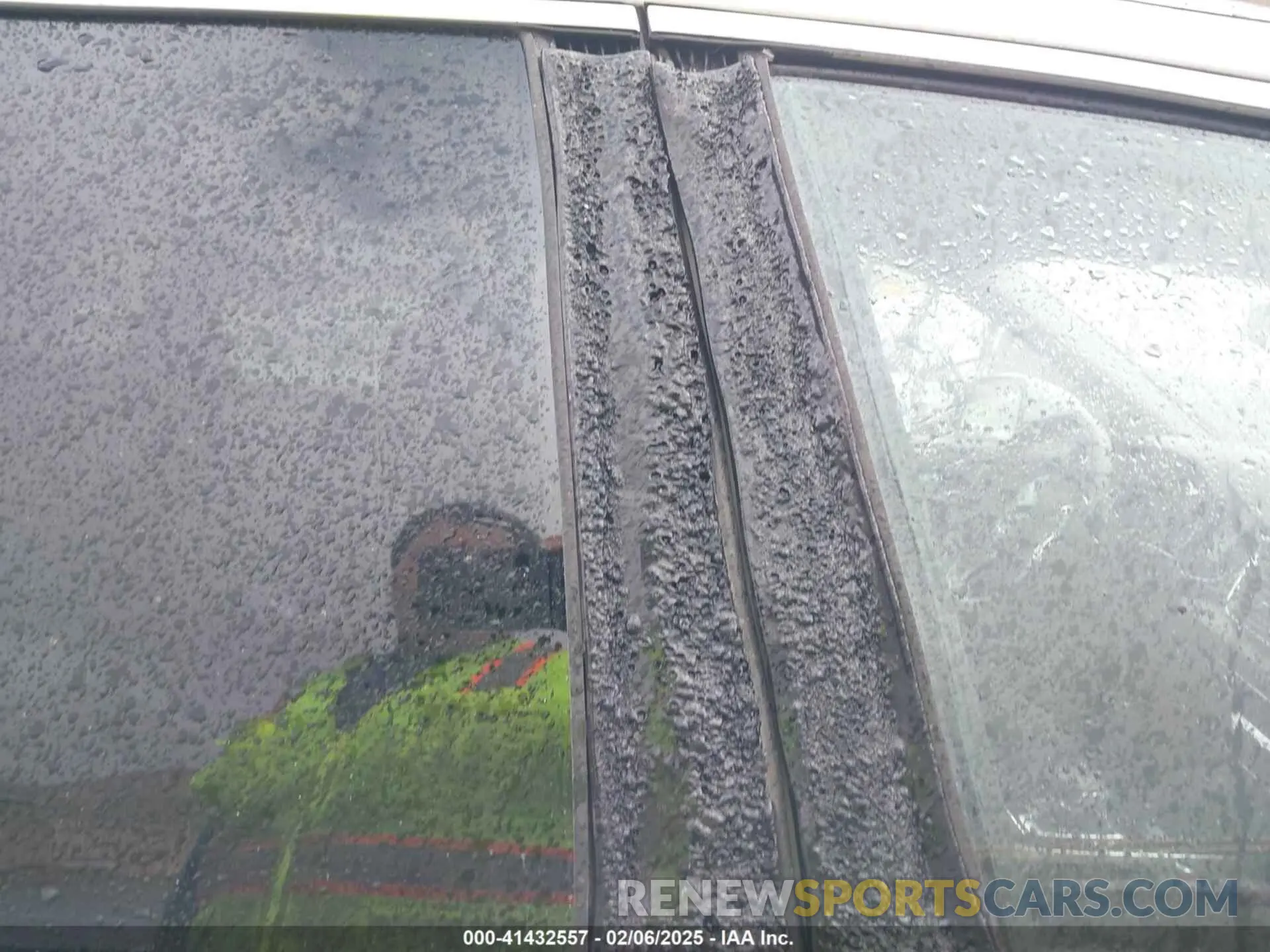 6 Photograph of a damaged car WA1GAAFY8N2087702 AUDI Q5 2022