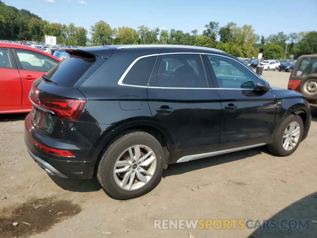 3 Photograph of a damaged car WA1GAAFY8N2089627 AUDI Q5 2022