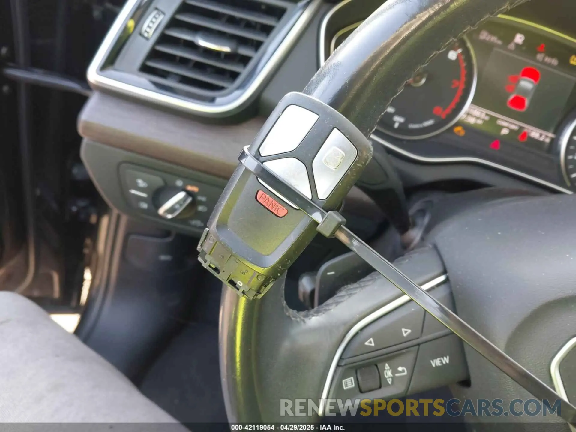 11 Photograph of a damaged car WA1GAAFY9N2021322 AUDI Q5 2022