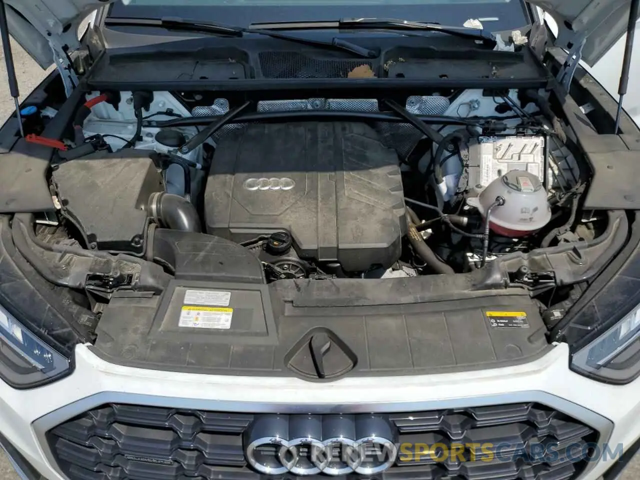12 Photograph of a damaged car WA1GAAFY9N2051081 AUDI Q5 2022