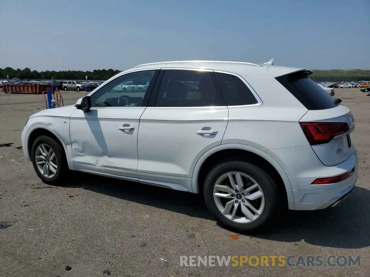 2 Photograph of a damaged car WA1GAAFY9N2051081 AUDI Q5 2022