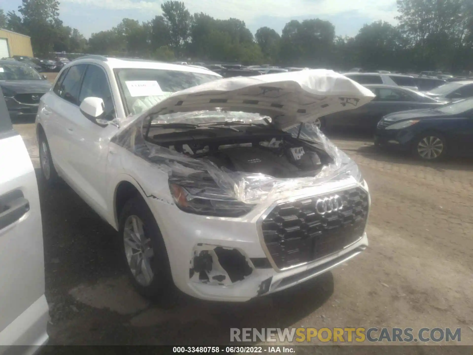 1 Photograph of a damaged car WA1GAAFYXN2016596 AUDI Q5 2022