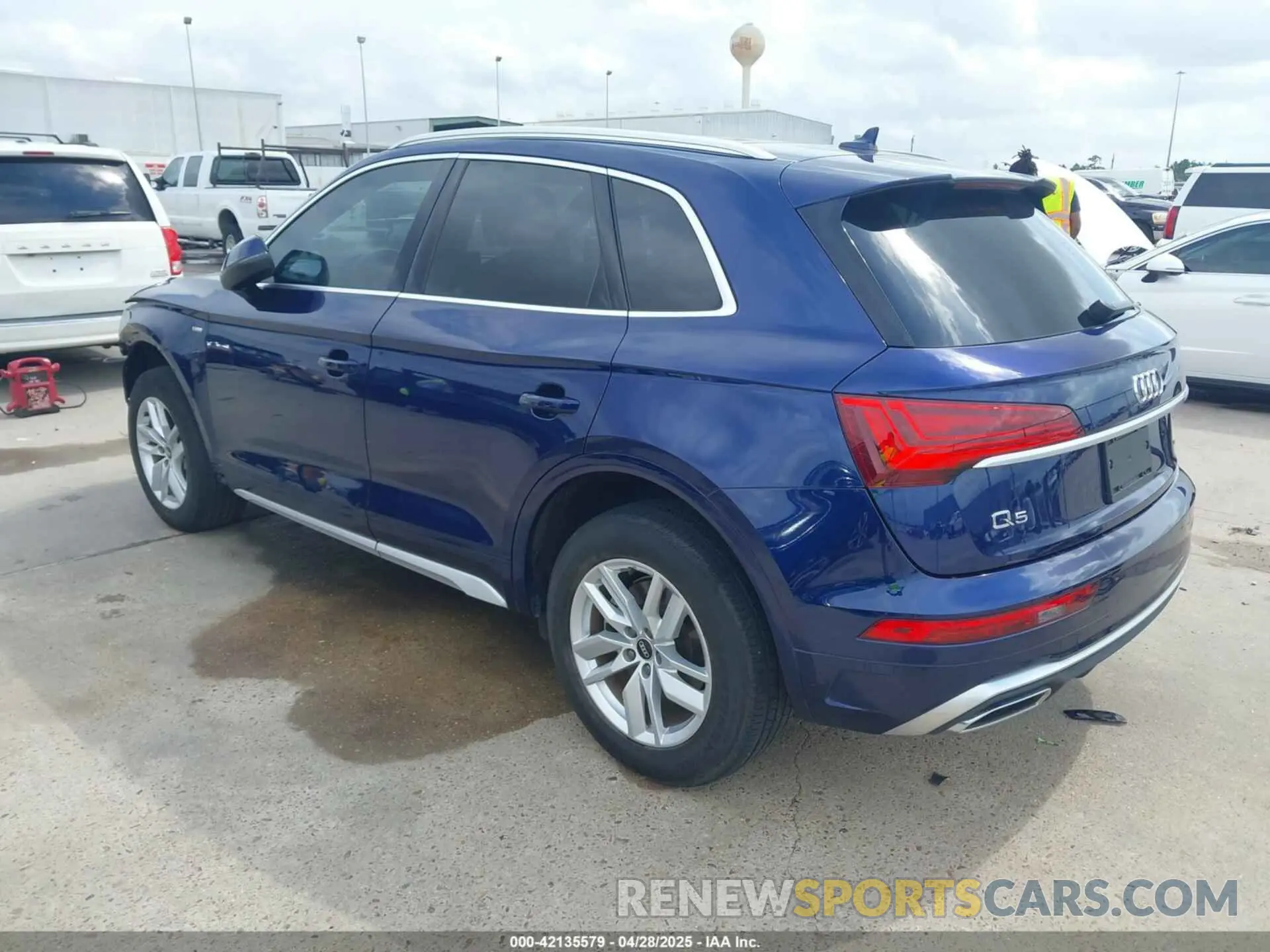 3 Photograph of a damaged car WA1GAAFYXN2033558 AUDI Q5 2022