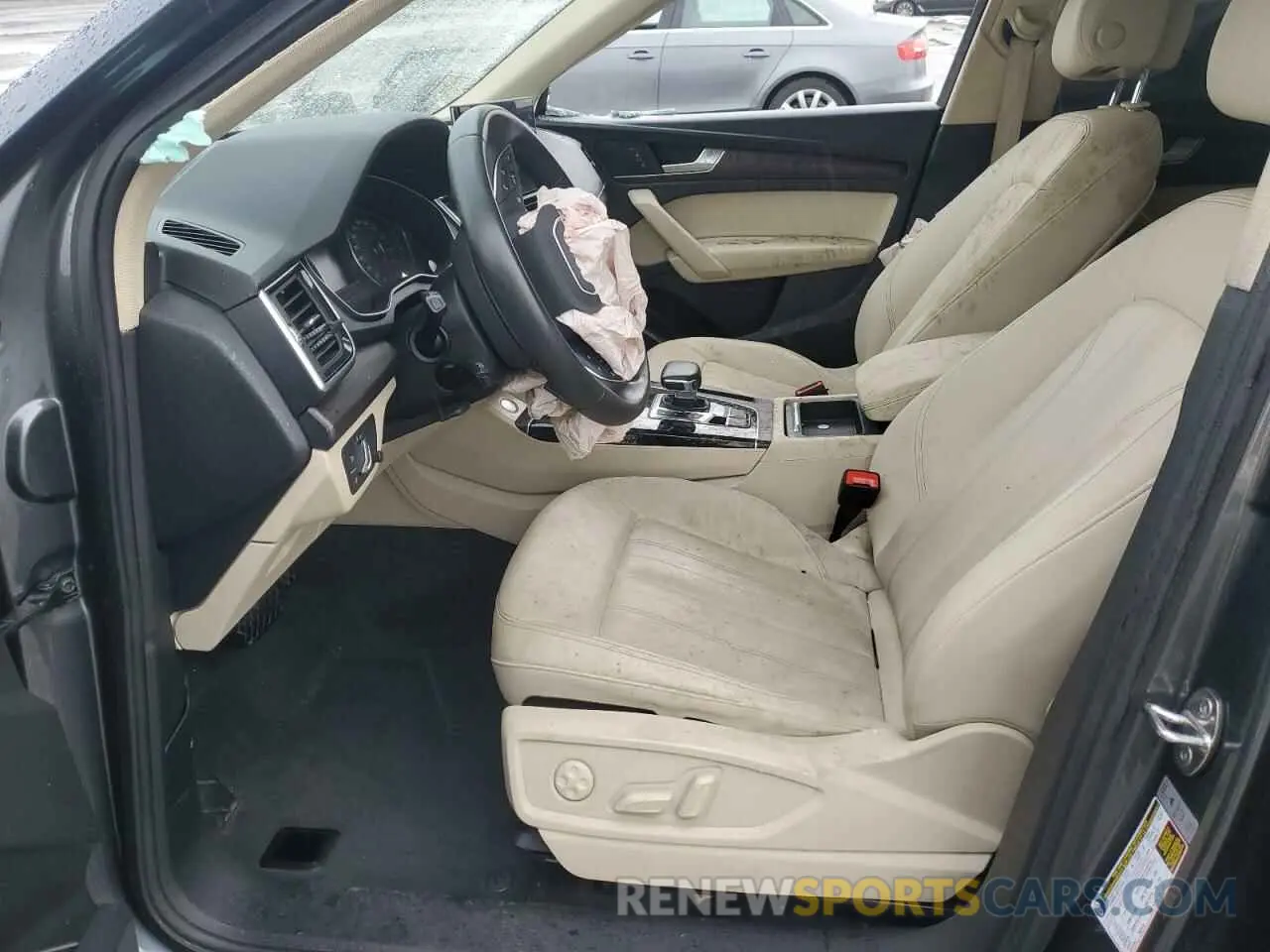 7 Photograph of a damaged car WA1GAAFYXN2061344 AUDI Q5 2022