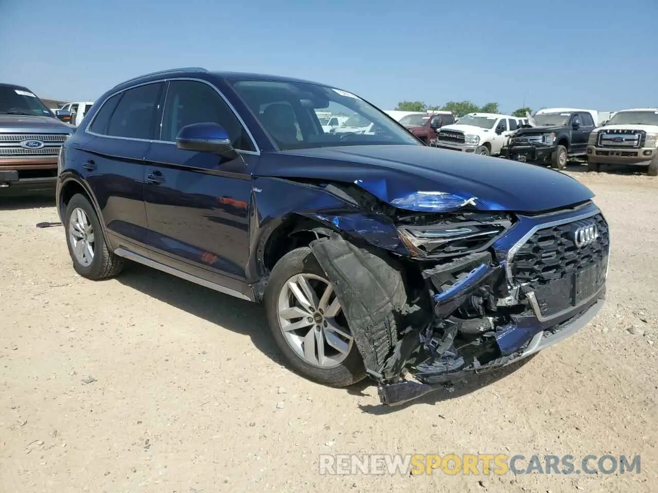 4 Photograph of a damaged car WA1GAAFYXN2071100 AUDI Q5 2022