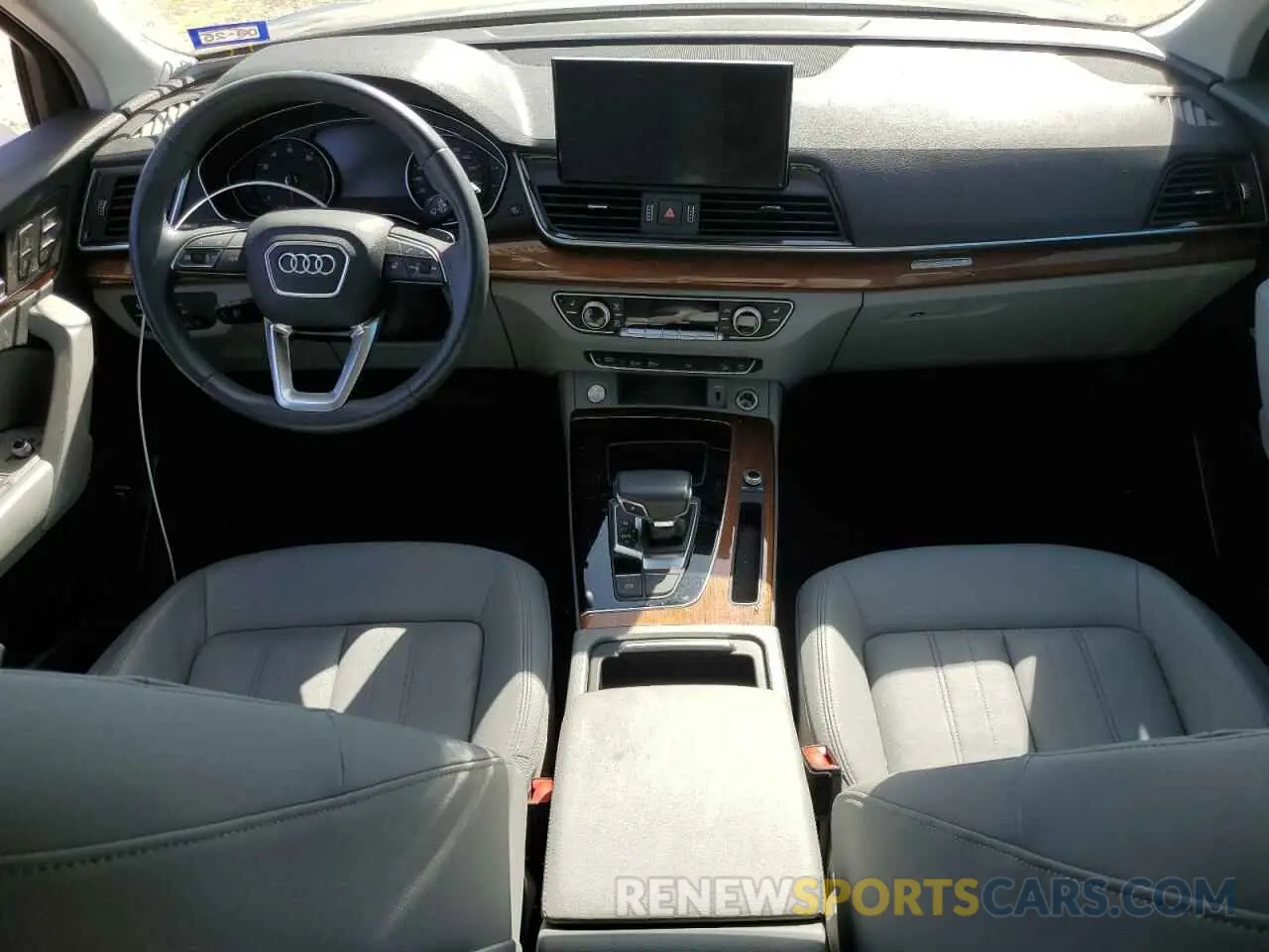 8 Photograph of a damaged car WA1GAAFYXN2071100 AUDI Q5 2022
