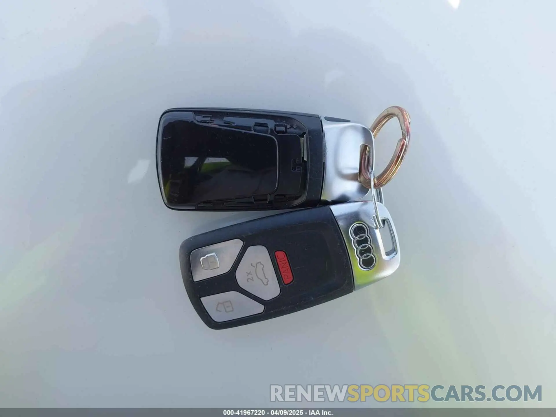 11 Photograph of a damaged car WA1GAAFYXN2102653 AUDI Q5 2022