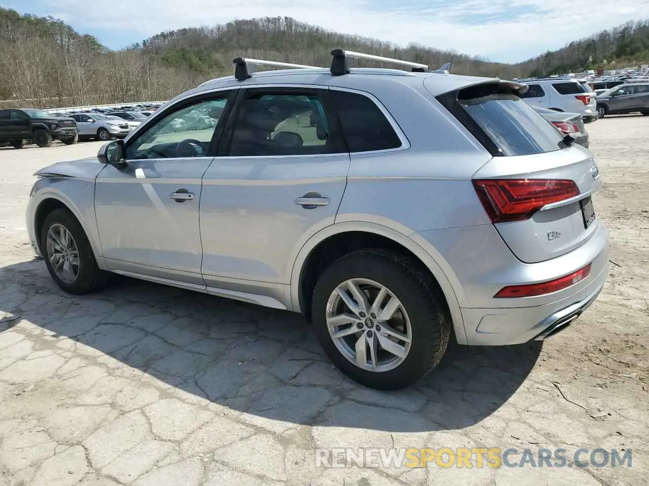 2 Photograph of a damaged car WA1GAAFYXN2118948 AUDI Q5 2022