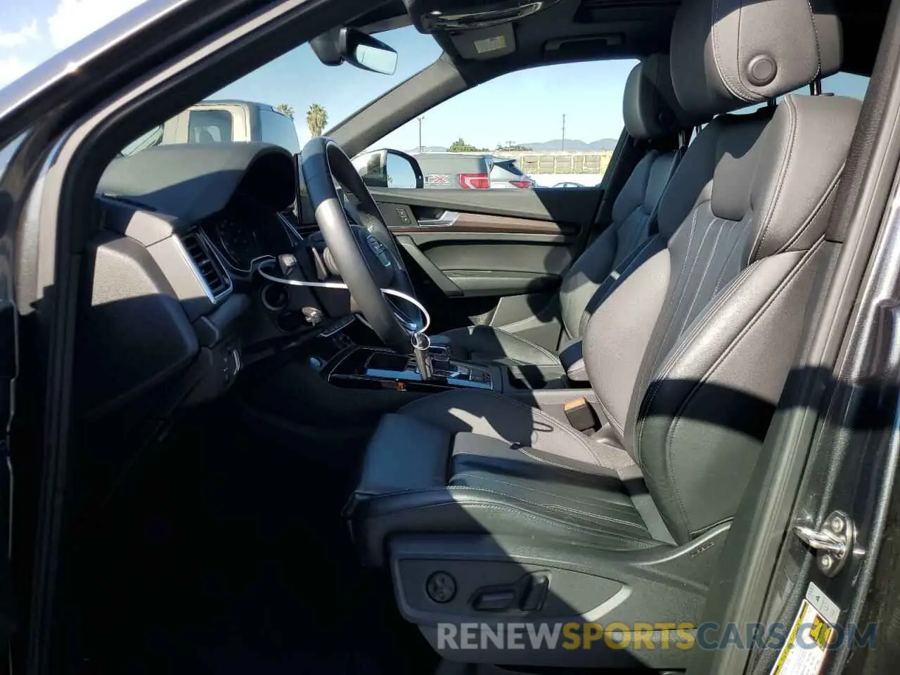 7 Photograph of a damaged car WA14AAFY3P2042558 AUDI Q5 2023