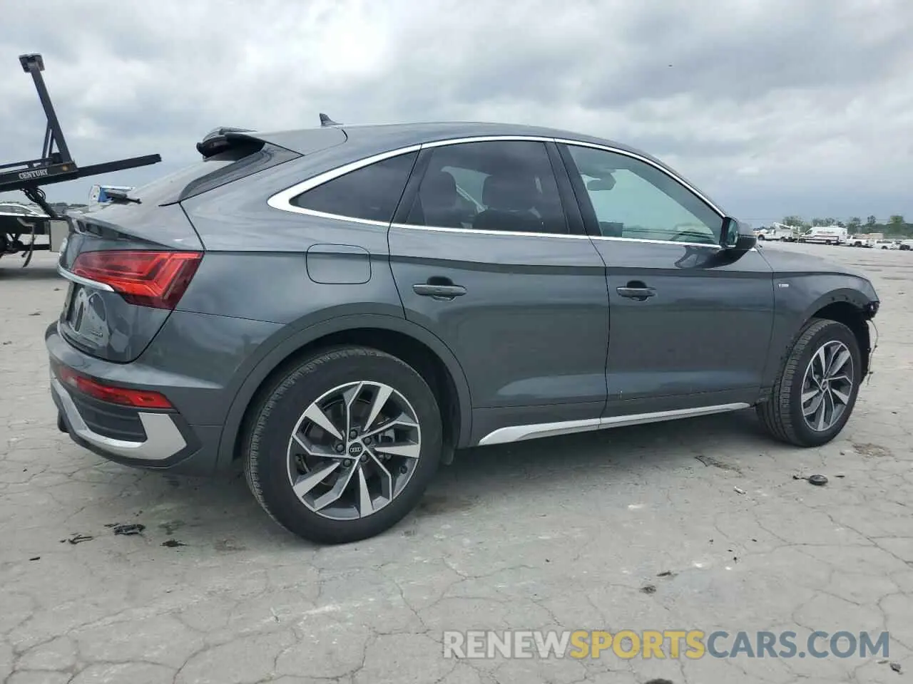 3 Photograph of a damaged car WA14AAFY8P2074065 AUDI Q5 2023