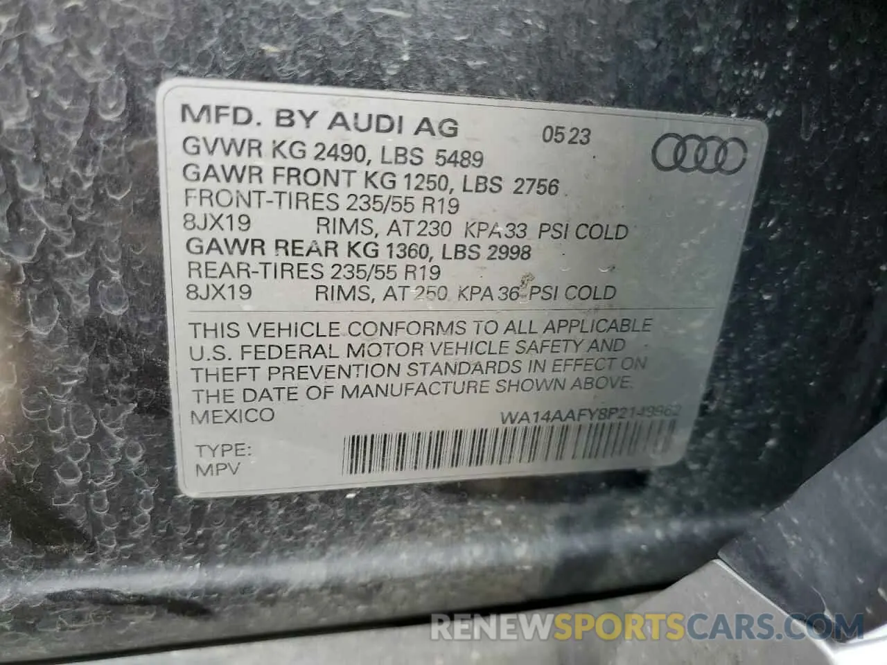 13 Photograph of a damaged car WA14AAFY8P2149962 AUDI Q5 2023