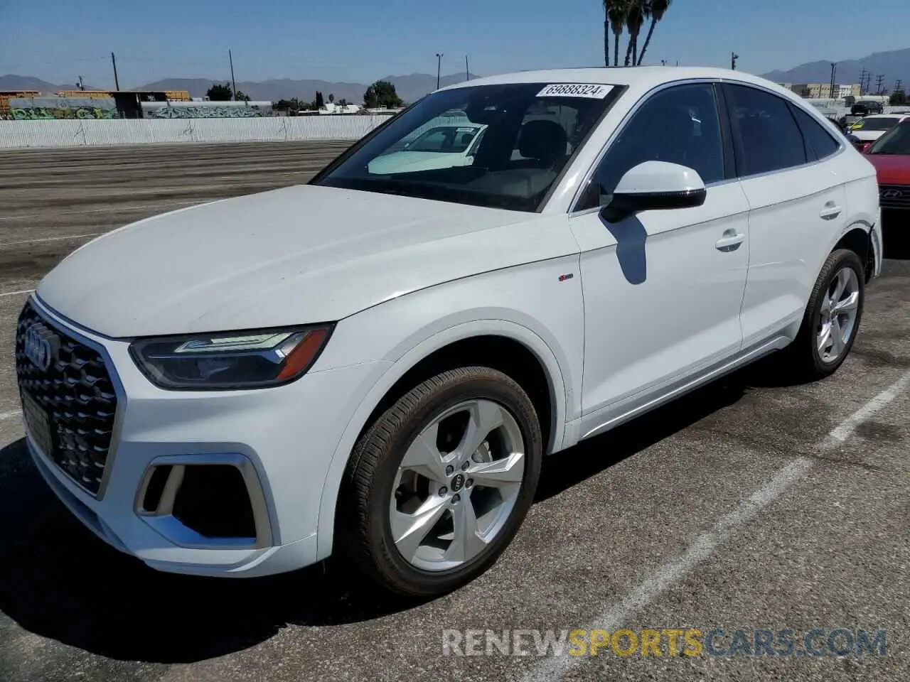 1 Photograph of a damaged car WA15AAFY2P2145930 AUDI Q5 2023