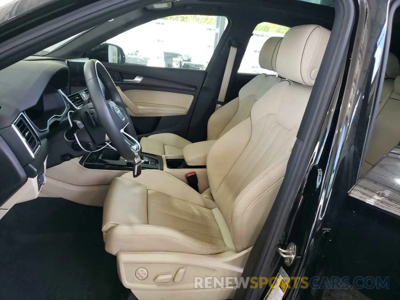 7 Photograph of a damaged car WA15AAFY4P2022274 AUDI Q5 2023