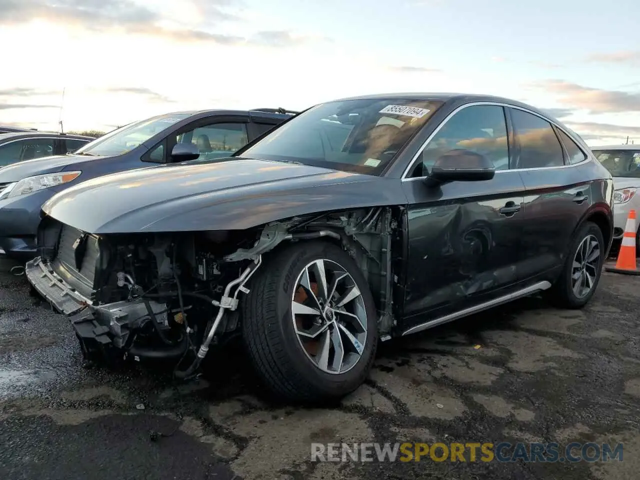 1 Photograph of a damaged car WA15AAFY6P2029033 AUDI Q5 2023